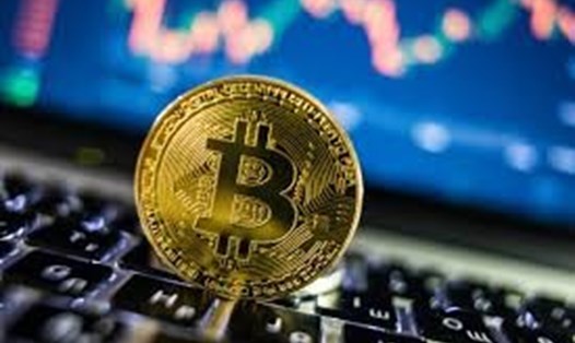 Giá Bitcoin hôm nay 14.5: đồng Bitcoin tăng giá mạnh kỉ lục, vọt ngưỡng 8000 USD