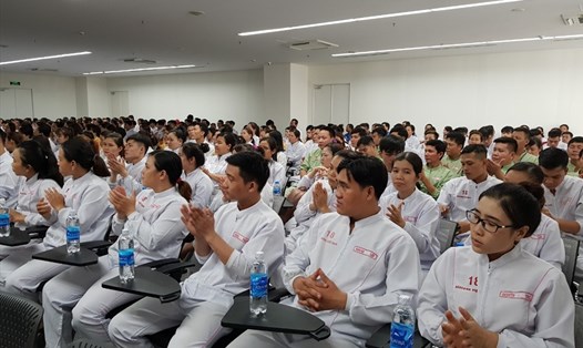 Các CNLĐ của Công ty CP Acecook Việt Nam tham gia lễ phát động Tháng An toàn Vệ sinh lao động.