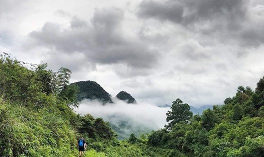 Biển mây trên đỉnh Pù Luông. Ảnh: PV.