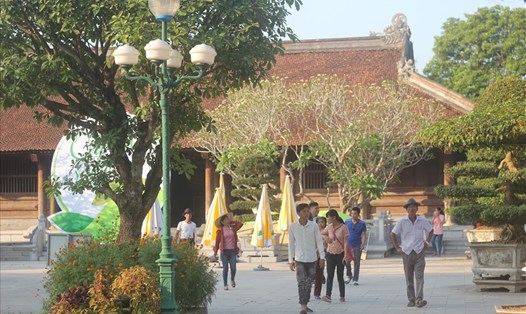 Khuôn viên bên trong quê nội của Bác. Ảnh: BD.