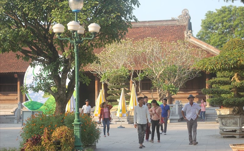 Khuôn viên bên trong quê nội của Bác. Ảnh: BD.