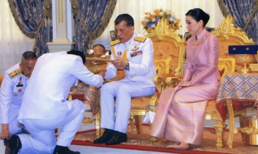 Lễ phong hoàng hậu Thái Lan diễn ra 3 ngày trước lễ đăng cơ của nhà vua. Ảnh: SCMP. 