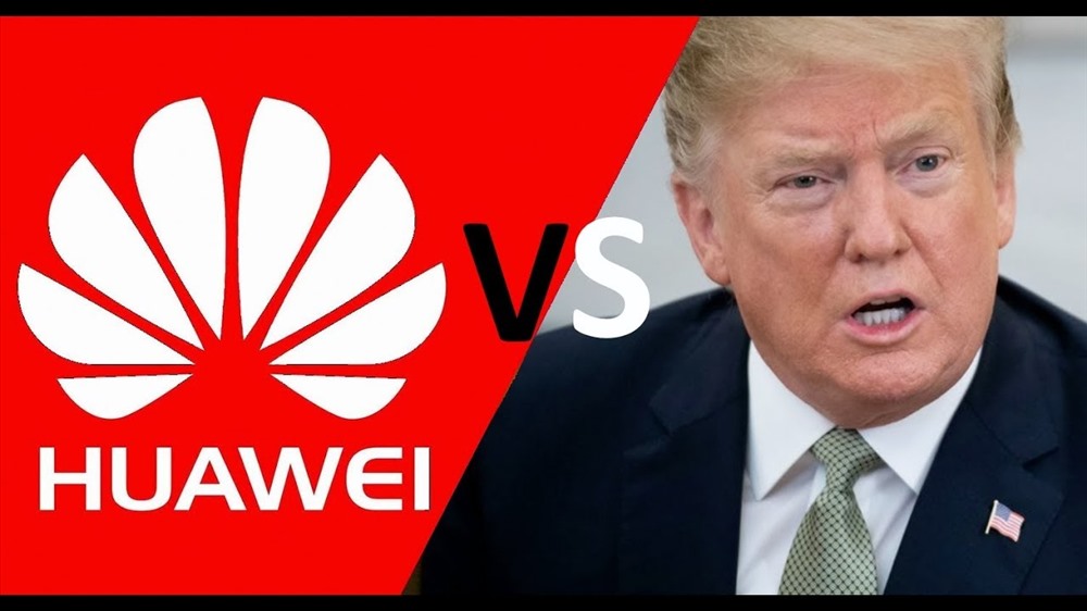 Theo quan điểm của Bloomberg, tấn công Huawei là một chiến lược sai lầm. Ảnh youtube