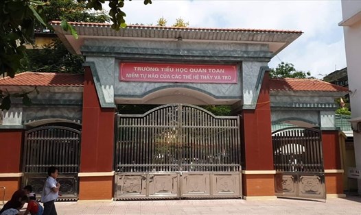 Trường tiểu học Quán Toan - nơi xảy ra vụ bạo hành hàng chục cháu học sinh lớp 2