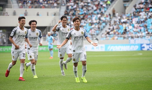 Incheon United giành chiến thắng trong ngày Công Phượng không được đăng kí thi đấu.