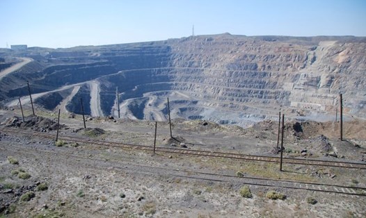 Mỏ đất hiếm ở Bayan Obo, Trung Quốc là một trong những mỏ có trữ lượng đất hiếm lớn nhất thế giới. Ảnh: CNBC