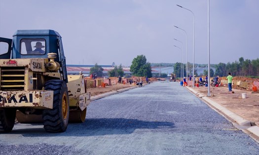 Các dự án đất nền vùng ven được đầu tư cơ sở hạ tầng hoàn thiện đang là kênh đầu tư sinh lợi hấp dẫn của người dân Sài Gòn (Nguồn: : http://tanphuockhanhvillage.vn)