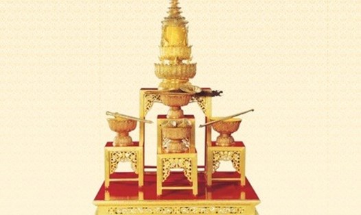 Các bảo vật được trao trong lễ đăng quang của nhà vua Thái Lan. Ảnh: The Nation.