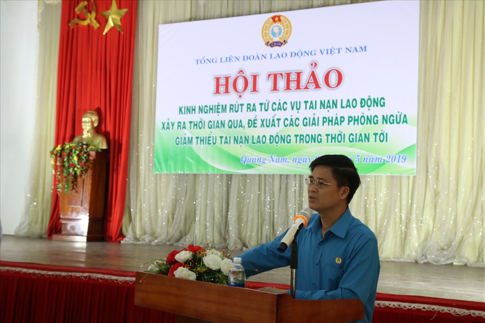 Đồng chí Ngọ Duy Hiểu - Phó Chủ tịch Tổng LĐLĐ Việt Nam phát biểu khai mạc Hội thảo. Ảnh: Đ.V