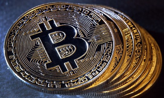 Giá Bitcoin hôm nay (30.5) áp sát ngưỡng 9000 USD