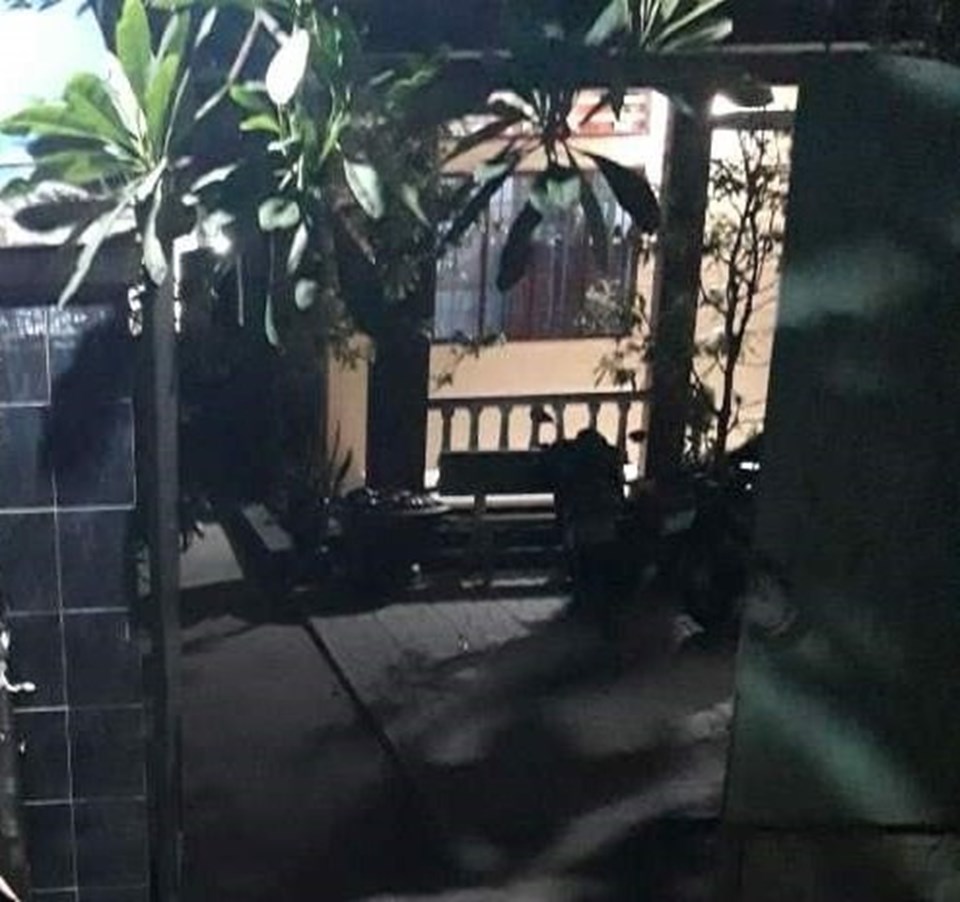 Nhà trọ xảy ra vụ ẩu đả khiến 1 người tử vong. Nhà trọ xảy ra vụ ẩu đả khiến 1 người tử vong.