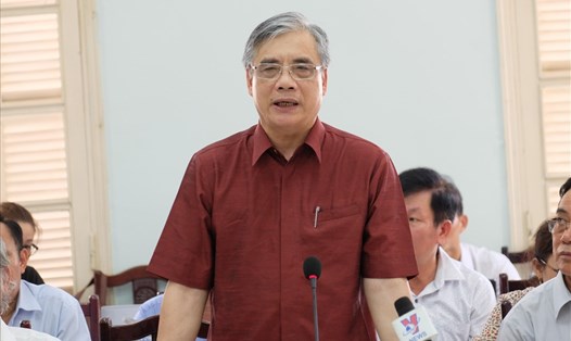 PGS.TS Trần Đình Thiên – nguyên Viện trưởng Viện Kinh tế Việt Nam cho rằng môi trường đầu tư Đà Nẵng đang bị ảnh hưởng bởi những quyết định của chính quyền. Ảnh: HV