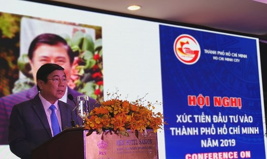 Chủ tịch UBND TPHCM Nguyễn Thành Phong phát biểu khai mạc. Ảnh: PK