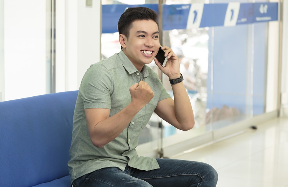 Việt Nam hiện có trên 70% dân số sử dụng điện thoại di động.