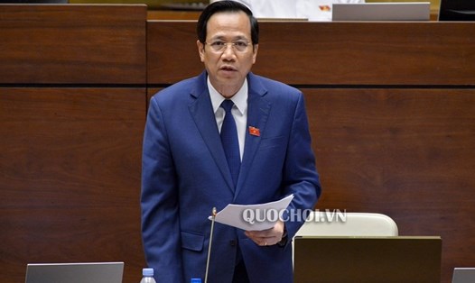 Bộ trưởng Đào Ngọc Dung cho rằng, việc tăng tuổi hưu vì lợi ích quốc gia, dân tộc nên vẫn phải làm. Ảnh: Quochoi.vn