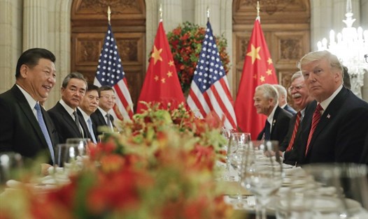 Tổng thống Mỹ Donald Trump và Chủ tịch Trung Quốc Tập Cận Bình bên lề G-20 ở Argentina tháng 12.2018. Ảnh: AP.