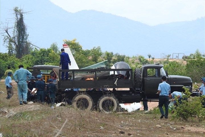 Bộ Quốc phòng thông tin vụ máy bay IAK-52 rơi ở Khánh Hòa