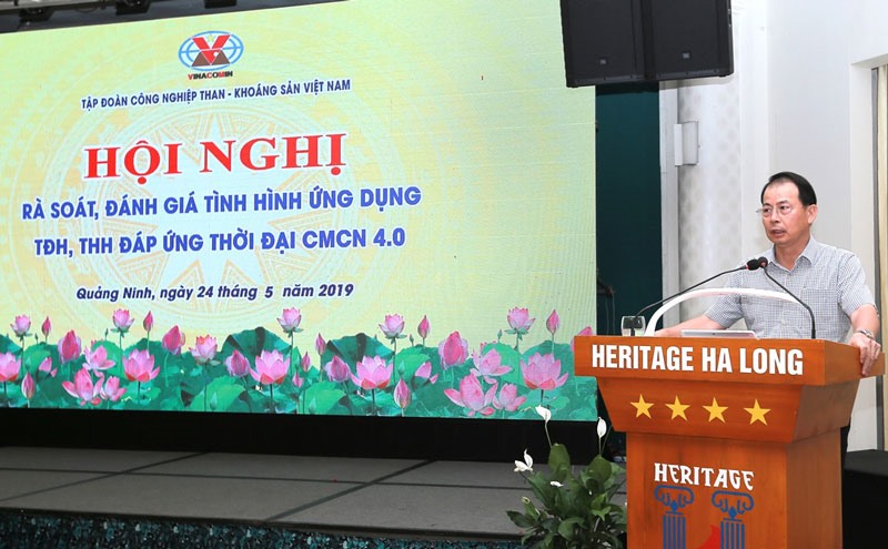 Tổng Giám đốc Tập đoàn Đặng Thanh Hải tại Hội nghị rà soát, đánh giá tình hình ứng dụng tự động hoá (TĐH), tin học hoá (THH) của Tập đoàn CN Than - Khoáng sản Việt Nam đáp ứng thời đại cách mạng công nghiệp 4.0 vừa qua. Ảnh: TKV