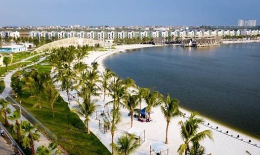 “Thành phố biển hồ” giữa lòng Hà Nội đã hiện hữu vô cùng ấn tượng trước hàng ngàn khách mời tại Vinhomes Ocean Park. Ảnh: P.V
