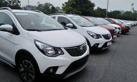650 xe Vinfast Fadil tới tay khách hàng trong ngày 17.6. Ảnh Lê Ngà.