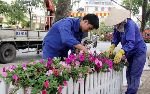 Một tác phẩm gửi tham gia cuộc thi.