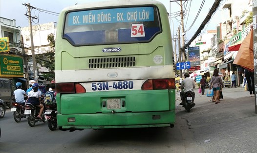 Tuyến xe buýt 54 (BX Miền Đông - BX Chợ Lớn) có thể sắp ngưng hoạt động.  Ảnh: Minh Quân