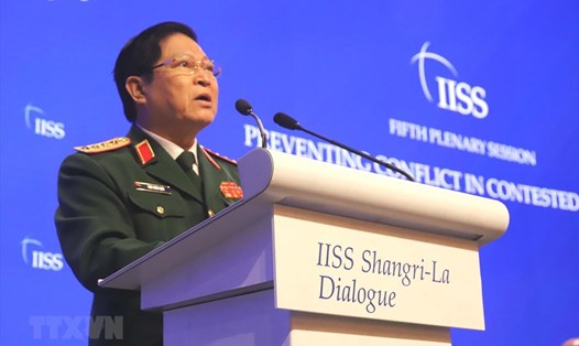 Bộ trưởng Quốc phòng Ngô Xuân Lịch phát biểu tại Đối thoại Shangri-La 2019, ngày 2.6.2019. Ảnh: TTXVN
