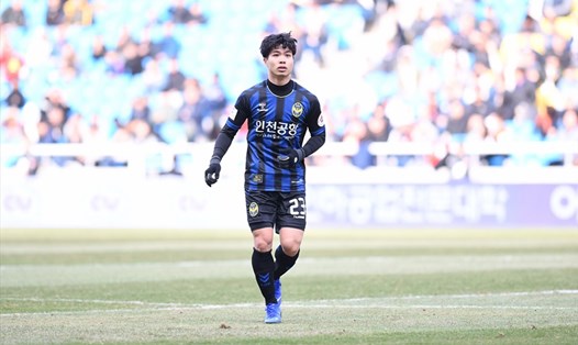 Công Phượng chia tay CLB Incheon United để sang Pháp thử việc. Ảnh: Incheon FC