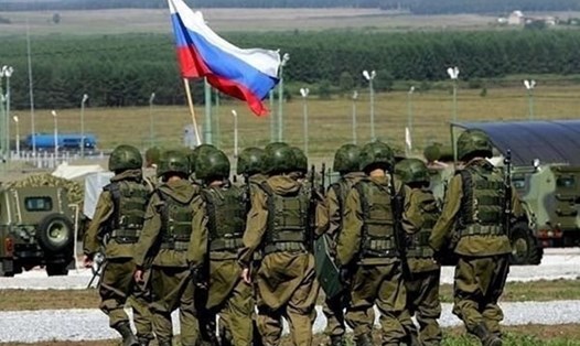 Ukraina cho rằng Nga tập trung 82.000 quân ở biên giới. Ảnh: UAWire