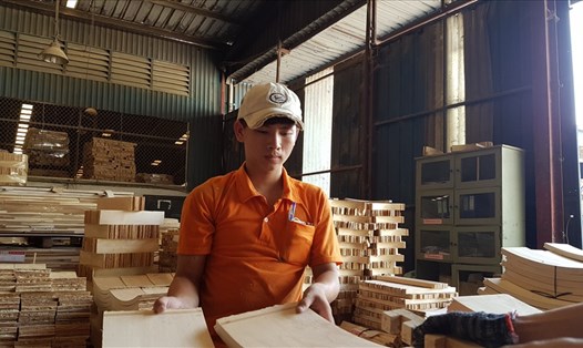 Chiến tranh thương mại Mỹ Trung mang lại nhiều cơ hội cho DN Việt Nam xuất khẩu đồ gỗ vào thị trường Mỹ. Ảnh: Kh.V