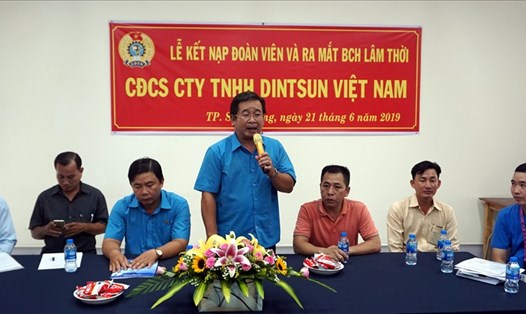 Chủ tịch LĐLĐ Sóc Trăng Ngô Thái Chân khẳng định tổ chức Công đoàn đồng hành cùng người lao động và chủ doanh nghiệp. Ảnh: Nhật Hồ