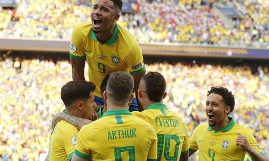 Brazil đã giành thắng lợi thuyết phục trước Peru. Ảnh: AP.