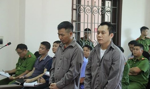 Ngô Văn Sơn và Lê Ngọc Hoàng tại phiên phúc thẩm của TAND tỉnh Thái Nguyên. Ảnh X.A