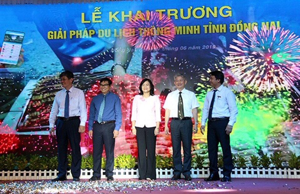 Khai trương giải pháp du lịch thông minh_Ảnh: Báo Đồng Nai Khai trương giải pháp du lịch thông minh_Ảnh: Báo Đồng Nai