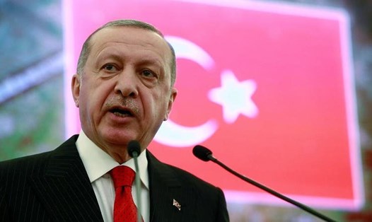 Tổng thống Recep Tayyip Erdogan tuyên bố Thổ Nhĩ Kỳ không rút khỏi thoả thuận mua S-400 của Nga. Ảnh: Reuters