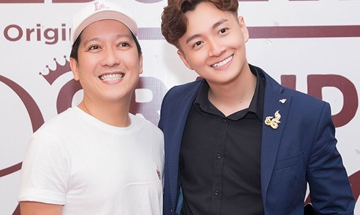 Ngô Kiến Huy (bên phải) là một trong những nghệ sĩ đa năng và được yêu mến nhất showbiz Việt hiện nay. Ảnh: FBNV.