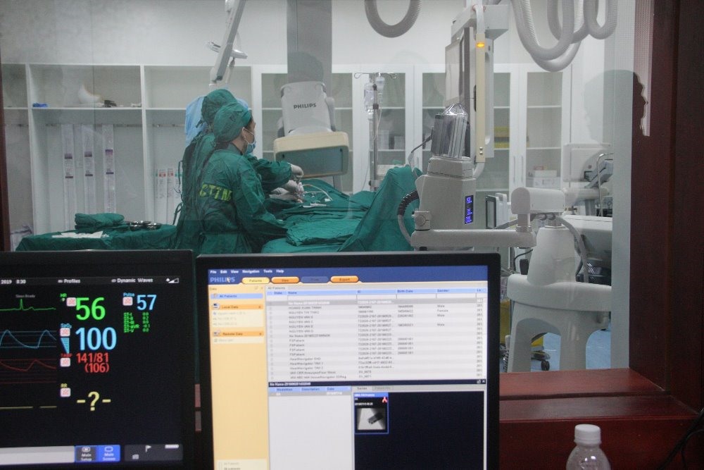 Bệnh viện đa khoa Hà Tĩnh đưa hệ thống chụp mạch số hóa xóa nền vào hoạt động. Ảnh: BV