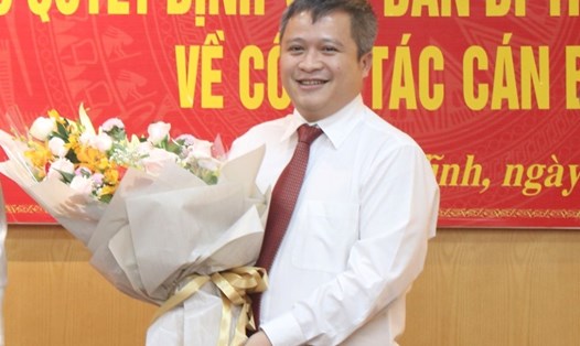 Ông Trần Tiến Hưng trở thành tân Chủ tịch UBND tỉnh Hà Tĩnh với 100% phiếu bầu. Ảnh: CT