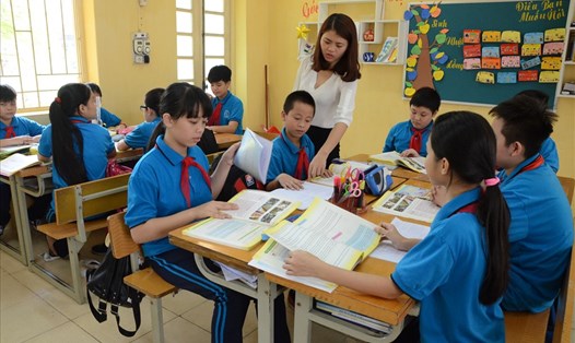 Hà Nội yêu cầu công khai danh sách giáo viên dạy thêm trên website. Ảnh: Huyên Nguyễn