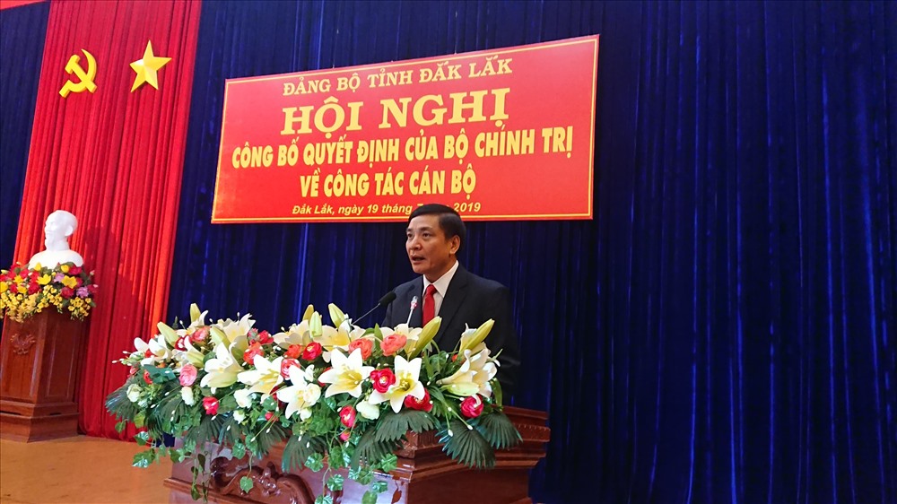 Đồng chí Bùi Văn Cường phát biểu tại lễ công bố. Ảnh: LX