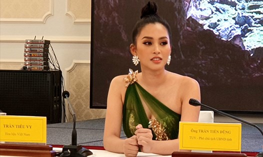 Hoa hậu Tiểu Vy là Đại sứ Lễ hội hang động Quảng Bình năm 2019. Ảnh: Lê Phi Long