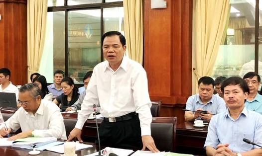 Bộ trưởng Bộ NNPTNT Nguyễn Xuân Cường tin tưởng thành công nghiên cứu vaccine dịch tả lợn Châu Phi. Ảnh: Khánh Long
