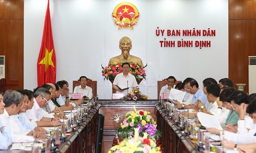 Phó Thủ tướng Vương Đình Huệ làm việc với tỉnh Bình Định sáng 22.7. Ảnh: T. Chung.