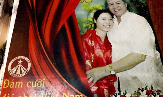 Đám cưới của ông Nguyễn Hữu Trọng với người vợ thứ 4 kéo dài 28 ngày, đêm. Ảnh X.H