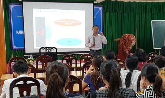Buổi khai giảng bồi dưỡng CDNN cho giáo viên tại Bắc Giang hồi giữa tháng 6.2019. Ảnh: Đ.T