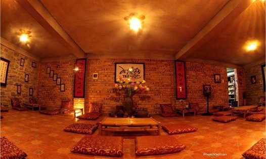 Không gian bên trong trà thất. Ảnh: DNTT.