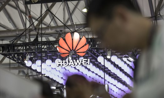 Huawei thuê công ty vận động hành lang thương mại khi doanh thu sụt giảm do cuộc chiến thương mại Mỹ - Trung Quốc. Ảnh: Bloomberg.