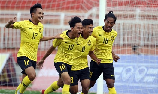 U18 Malaysia vẫn có vé vào bán kết giải Đông Nam Á 2019 sau khi U18 Việt Nam thảm bại trước Campuchia. Ảnh: Hữu Phạm