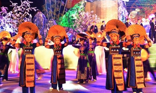 Ngày hội Văn hoá, Thể thao và Du lịch các dân tộc vùng Tây Bắc lần thứ XIV khai mạc ngày 18.8. Ảnh: Báo Sơn La.