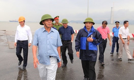 Chủ tịch UBND TP. Hải Phòng Nguyễn Văn Tùng kiểm tra công tác phòng chống bão số 3 ngày 2.8. Ảnh: Cổng TTĐT Hải Phòng